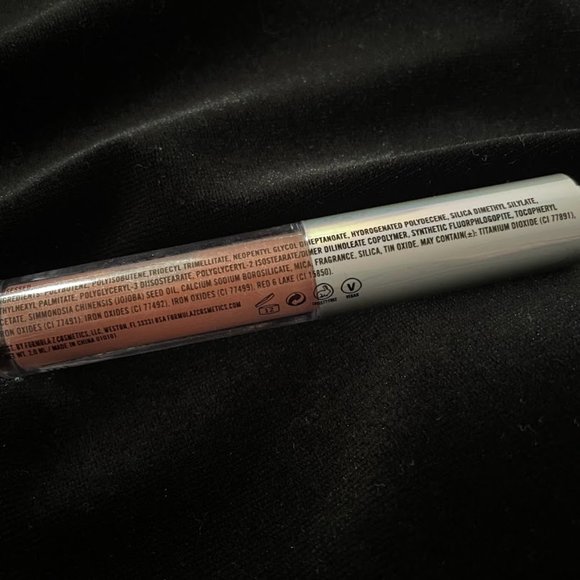 Formula Z - Obsessed Lip Gloss - Picture 2 of 4